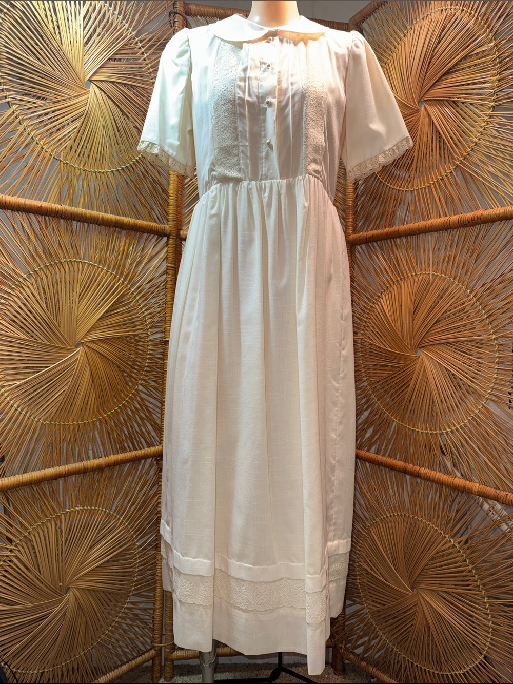 LNOS Vintage Cream cotton dress
